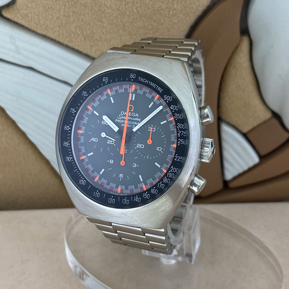 Omega speedmaster mark discount 2 racing dial